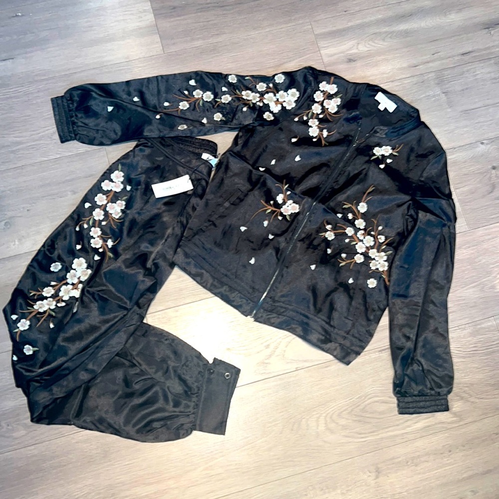 Daya By Zendaya Women’s 
Silky Satin Jacket and Pants Jogger Casual Lounge Set